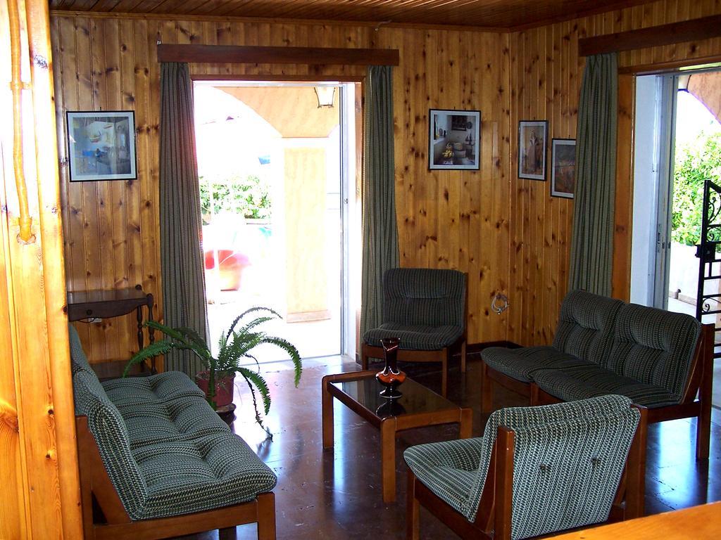 Akis Apartments Kontogialos-Pelekas Exteriér fotografie