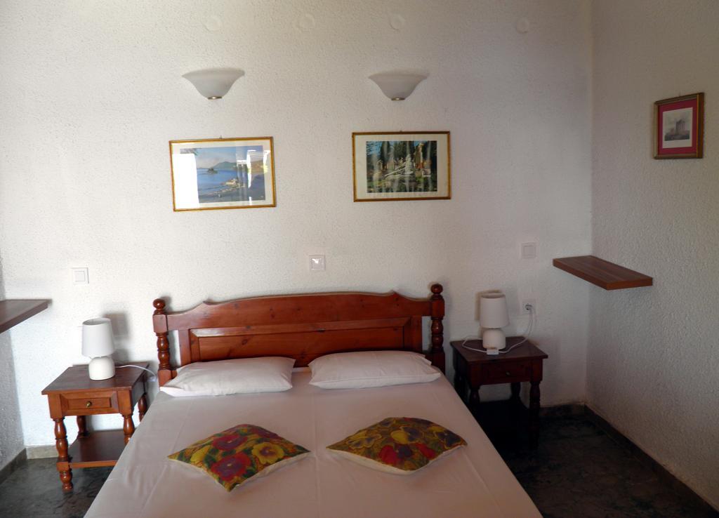 Akis Apartments Kontogialos-Pelekas Exteriér fotografie